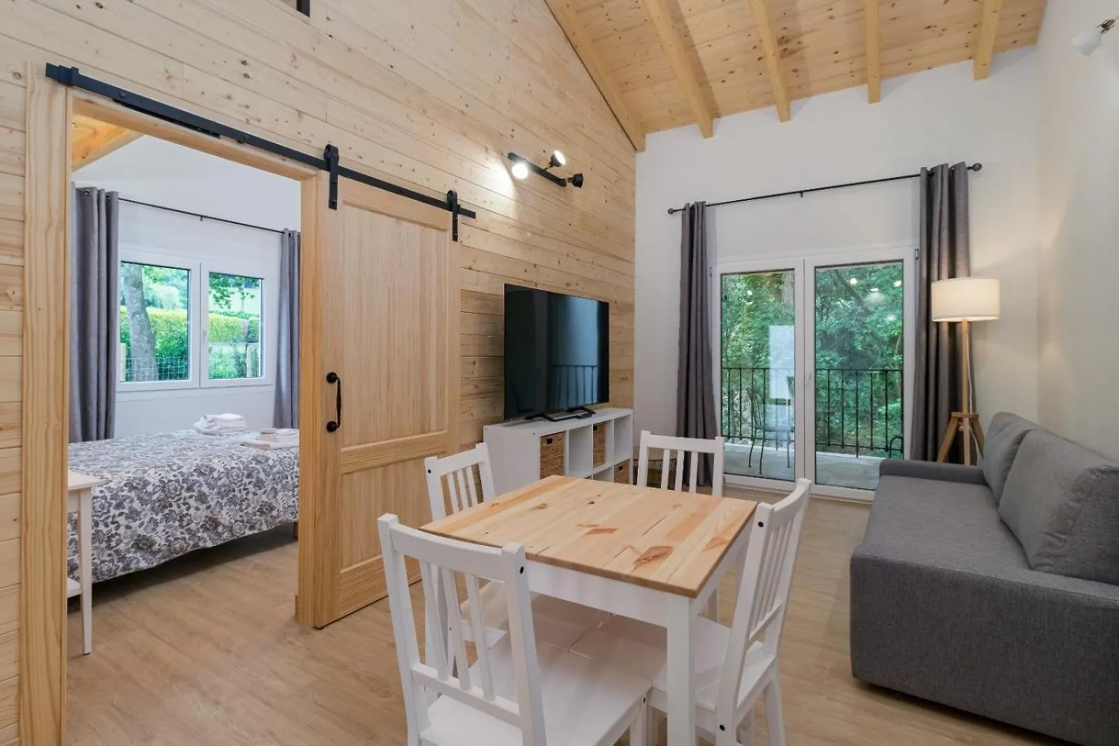 アパート Apartamentos El Bosque De Cubas スペイン